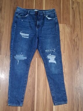 So Distressed Women's Blue Jeans - Classic Denim